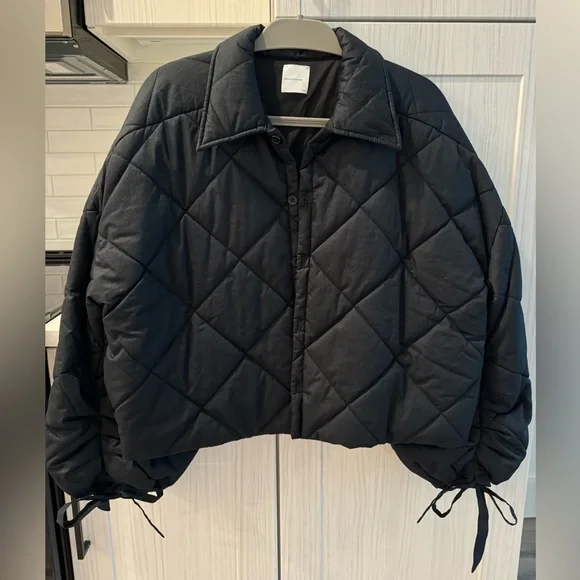 Black Quilted Women's Jacket - Picture 2 of 11